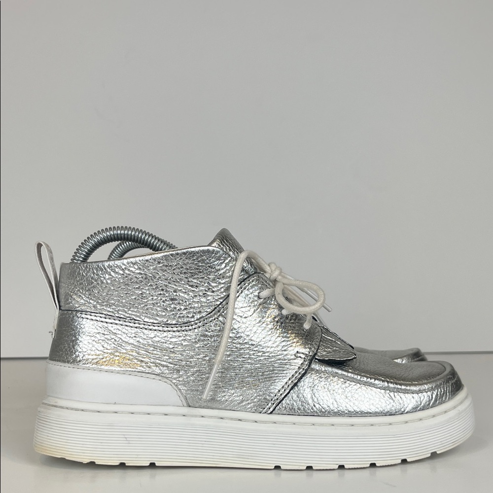 Dr Martens Jemima Silver Kiltie 3 Eye Chukka Boot SZ 7